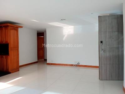 Apartamento de 3 alcobas en venta en Laureles, Medellín, 106 m² · foto 2 de 19