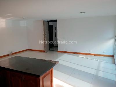 Apartamento de 3 alcobas en venta en Laureles, Medellín, 106 m² · foto 3 de 19