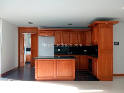 Apartamento de 3 alcobas en venta en Laureles, Medellín, 106 m² · foto 5 de 19