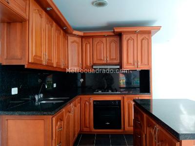Apartamento de 3 alcobas en venta en Laureles, Medellín, 106 m² · foto 8 de 19