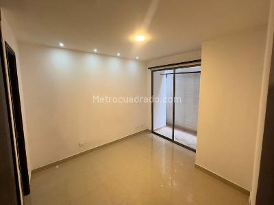 Apartamento de 3 alcobas en arriendo en Laureles, Medellín, 105 m² · foto 8 de 14