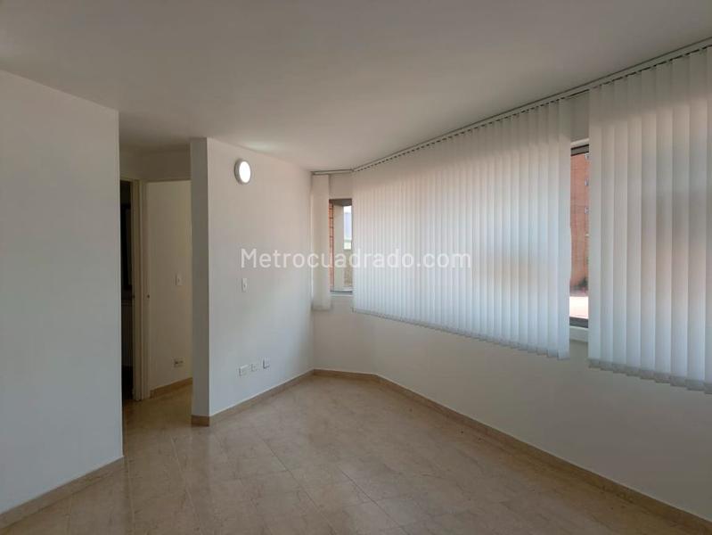 Cozy 3BR Apartment Near Belen - 5