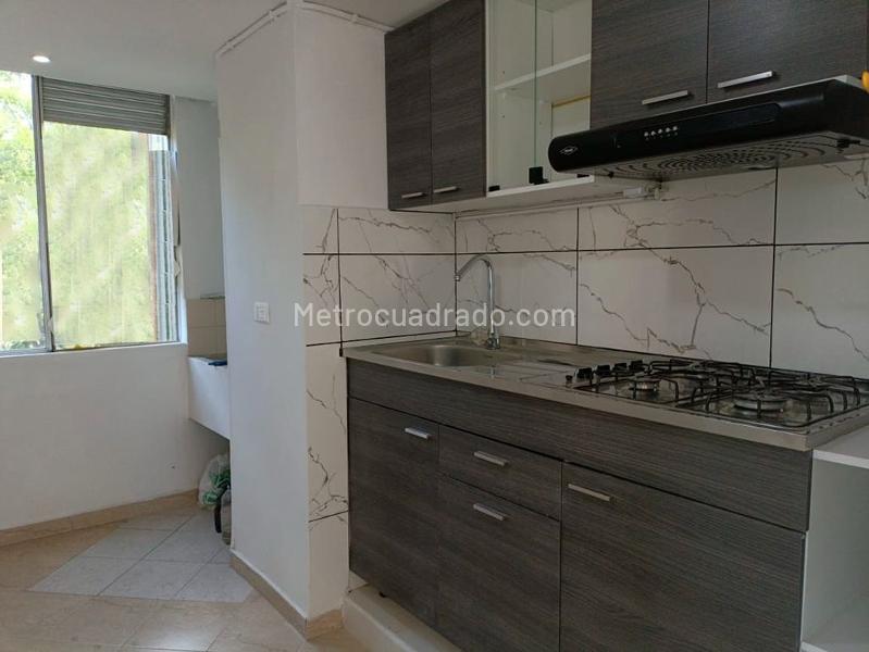 Cozy 3BR Apartment Near Belen - 6