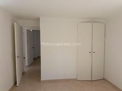 Apartamento en arriendo en Belen, Medellín · foto 9 de 15