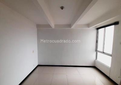 Apartamento en arriendo en Belen, Medellín · foto 4 de 13