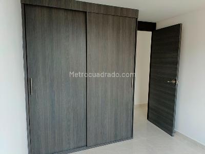 Apartamento en arriendo en Belen, Medellín · foto 6 de 13