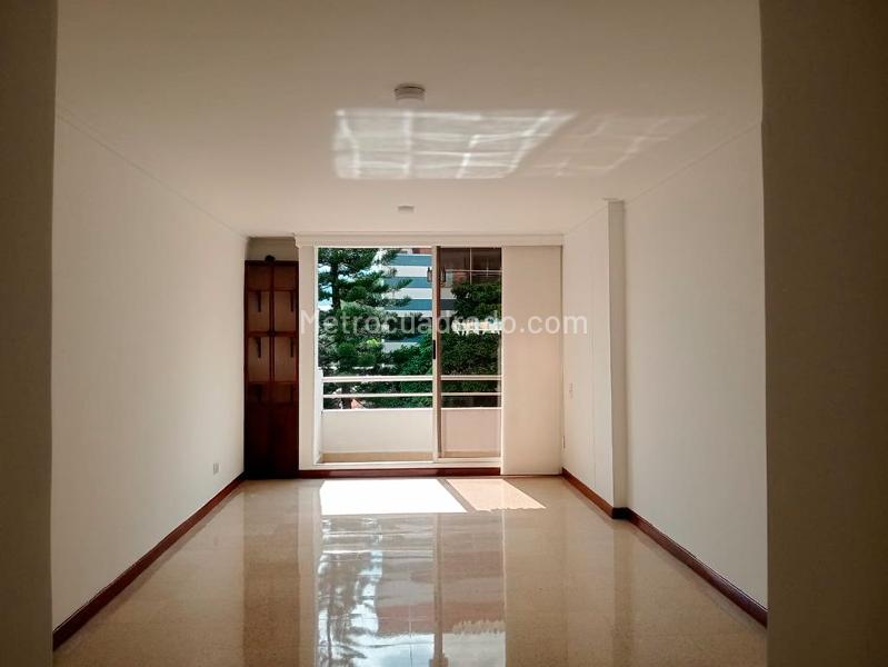 Modern 2BR Apartment in Laureles