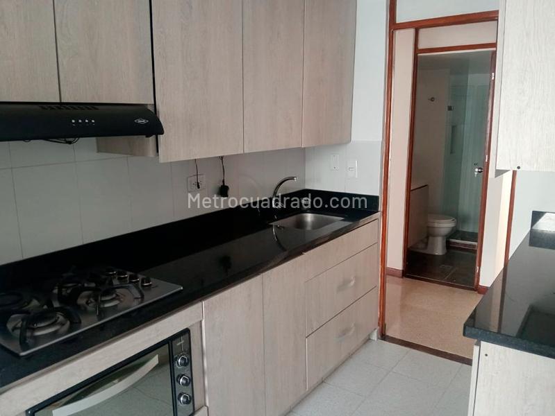 Apartamento Moderno de 2 Alcobas en Laureles - 3