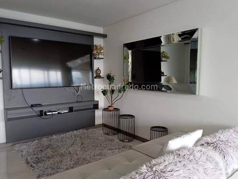 Apartamento Amoblado de 3 Alcobas en Arriendo en Itagüí - 5
