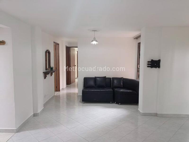3BR Apartment with Pool in Gated Community Belen - 2