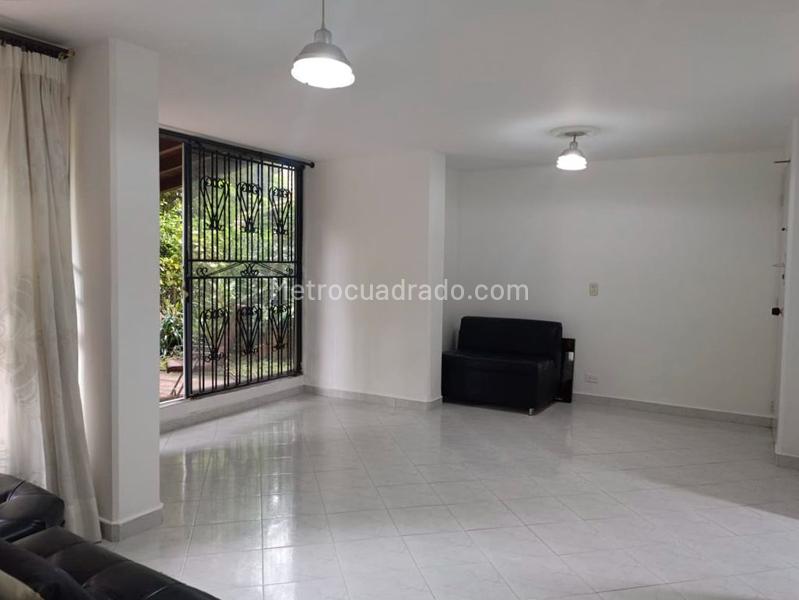 3BR Apartment with Pool in Gated Community Belen - 4