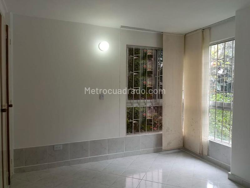 3BR Apartment with Pool in Gated Community Belen - 7