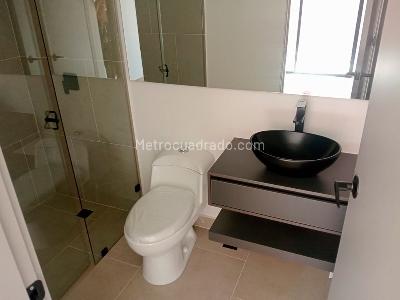 Apartamento de 3 alcobas en venta en Laureles, Medellín, 134 m² · foto 16 de 19