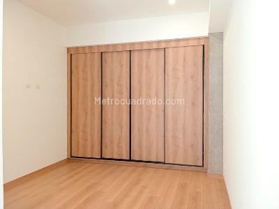Apartamento de 3 alcobas en venta en Laureles, Medellín, 134 m² · foto 9 de 19