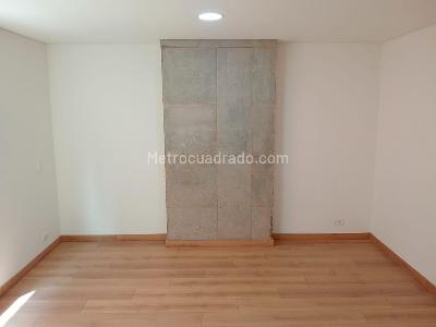 Apartamento en venta en Laureles, Medellín · foto 8 de 18