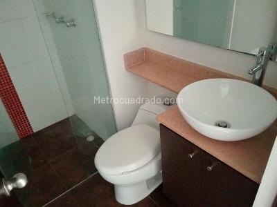 Apartamento en arriendo en Laureles, Medellín · foto 18 de 19