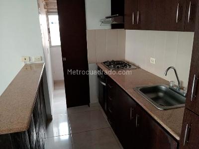 Apartamento en arriendo en Laureles, Medellín · foto 5 de 19
