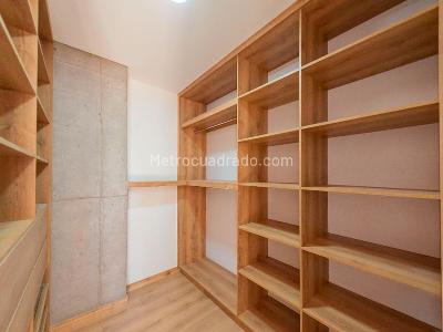 Apartamento de 3 alcobas en venta en Conquistadores, Medellín, 120 m² · foto 16 de 20