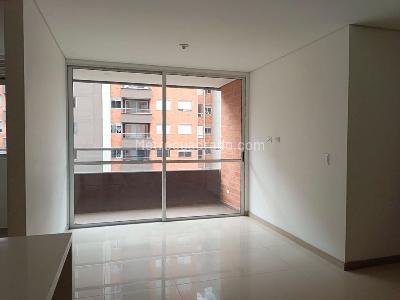 Apartamento en venta en Guayabal, Medellín · foto 2 de 18
