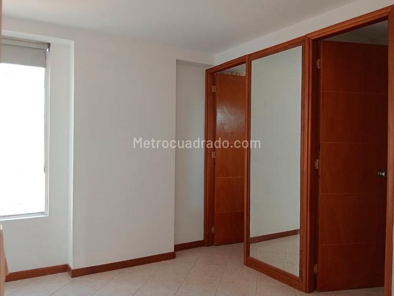 2BR Apartment in La America with Pool - 8