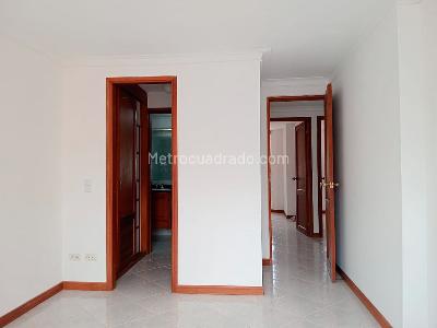 Apartamento de 3 alcobas en venta en Laureles, Medellín, 110 m² · foto 11 de 19