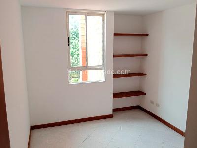 Apartamento de 3 alcobas en venta en Laureles, Medellín, 110 m² · foto 15 de 19