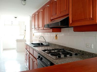 Apartamento de 3 alcobas en venta en Laureles, Medellín, 110 m² · foto 6 de 19