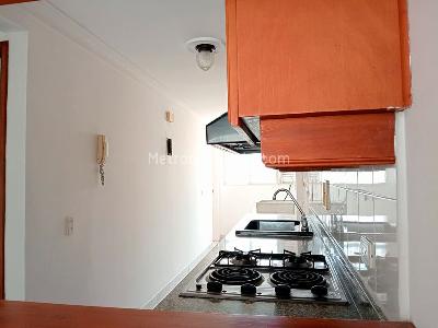 Apartamento de 3 alcobas en venta en Laureles, Medellín, 110 m² · foto 8 de 19