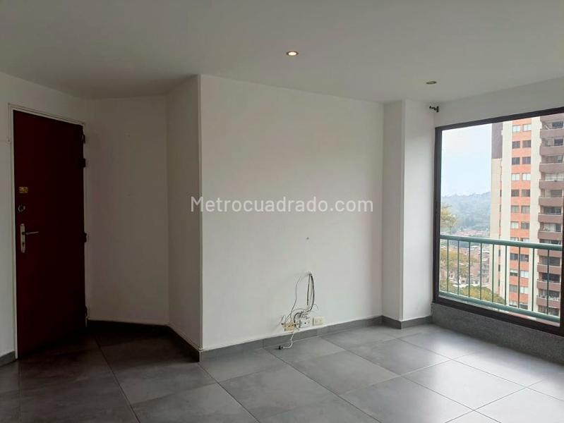Apartamento Acogedor de 3 Alcobas en Belén, Loma de los Bernal - 4