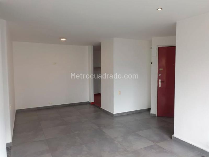 Apartamento Acogedor de 3 Alcobas en Belén, Loma de los Bernal - 6