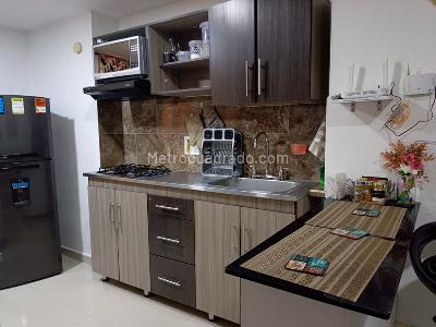 Apartamento en arriendo en Belen, Medellín · foto 3 de 8