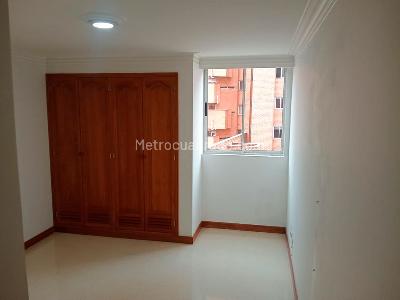 Apartamento en venta en Laureles, Medellín · foto 11 de 19