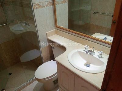 Apartamento en venta en Laureles, Medellín · foto 17 de 19
