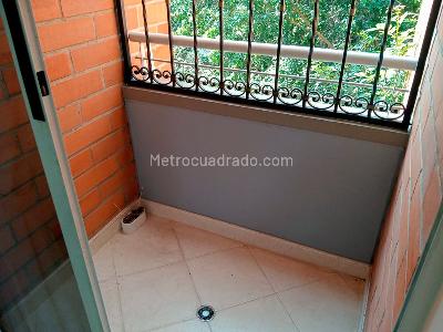 Apartamento de 4 alcobas en venta en Laureles, Medellín, 140 m² · foto 19 de 19
