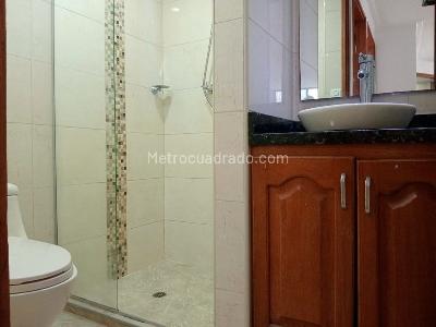Apartamento de 3 alcobas en venta en Laureles, Medellín, 100 m² · foto 19 de 20