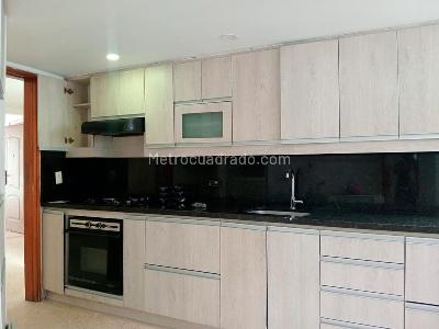 Apartamento de 3 alcobas en venta en Laureles, Medellín, 100 m² · foto 7 de 20