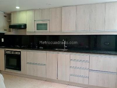 Apartamento de 3 alcobas en venta en Laureles, Medellín, 100 m² · foto 9 de 20