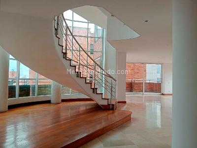 Apartamento en venta en Laureles, Medellín · foto 2 de 20