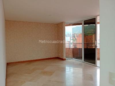 Apartamento en venta en Laureles, Medellín · foto 4 de 20
