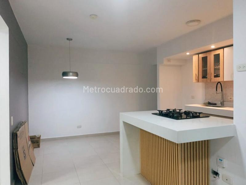 Modern 2BR Apartment in Belen