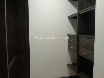 Apartamento en venta en Laureles, Medellín · foto 15 de 19