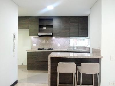 Apartamento en venta en Laureles, Medellín · foto 3 de 19