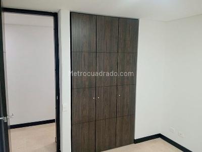 Apartamento en venta en Laureles, Medellín · foto 9 de 19
