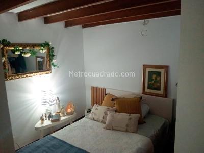 Casa de 2 alcobas en venta en Laureles, Medellín, 124 m² · foto 6 de 16