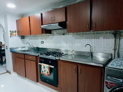 Apartamento en venta en Belen, Medellín · foto 8 de 18