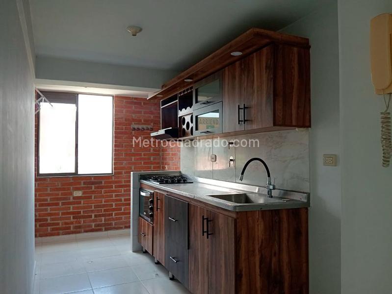 3BR Apartment with Pool in La America - 7