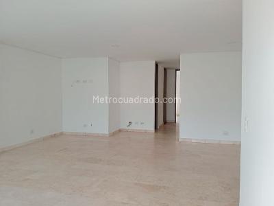 Apartamento en venta en Laureles, Medellín · foto 4 de 17