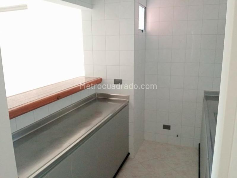 Apartamento Amplio de 2 Alcobas en Laureles - 5