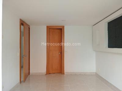 Apartamento en venta en Laureles, Medellín · foto 9 de 20