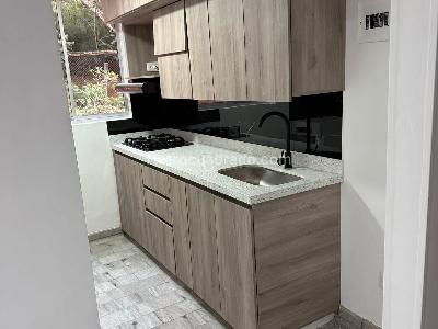 Apartamento en arriendo en Guayabal, Medellín · foto 2 de 7